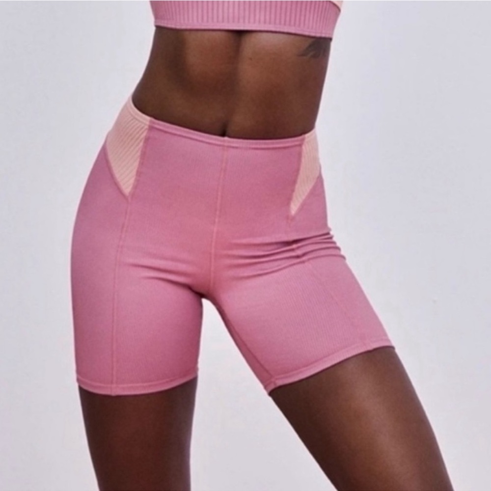 For Love & Lemons Dani Biker Shorts- Size Small NWOT - Picture 2 of 4